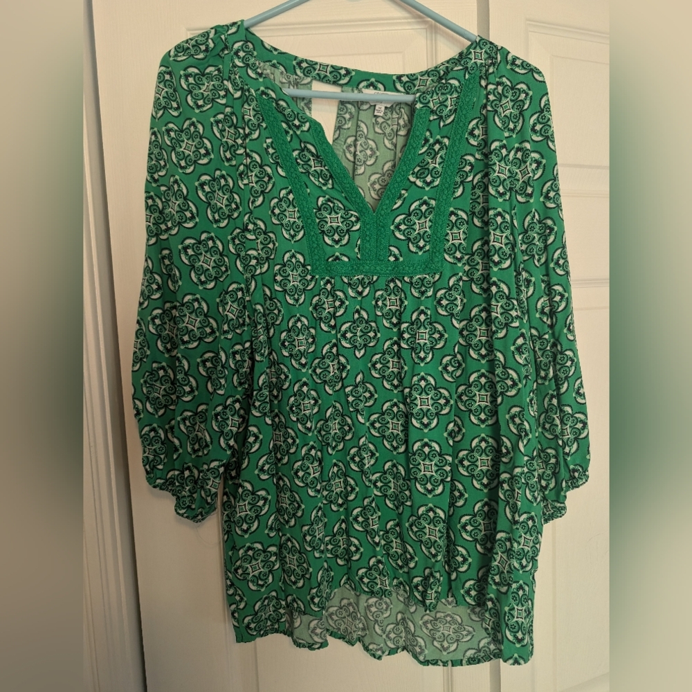 Crown And Ivy Plus Size Shirts - Picture 1 of 4